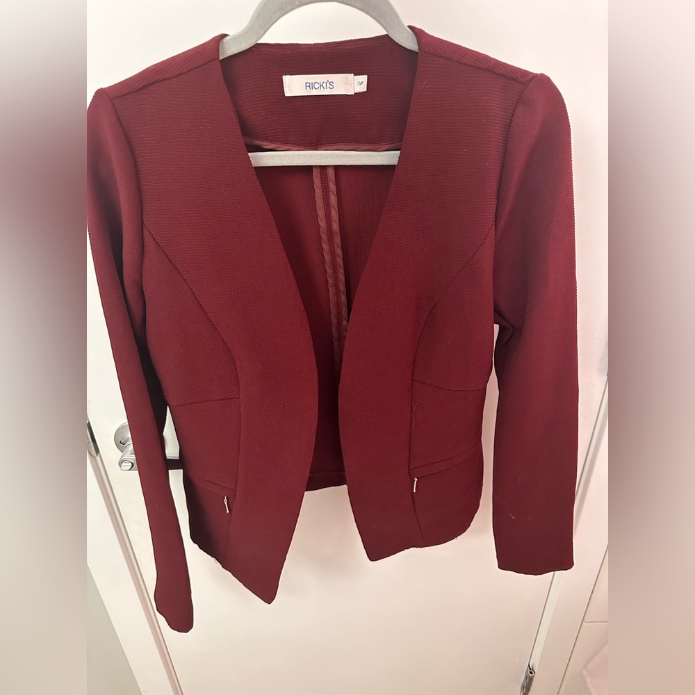 Brand: Rick’s
Size: S
Condition: EUC